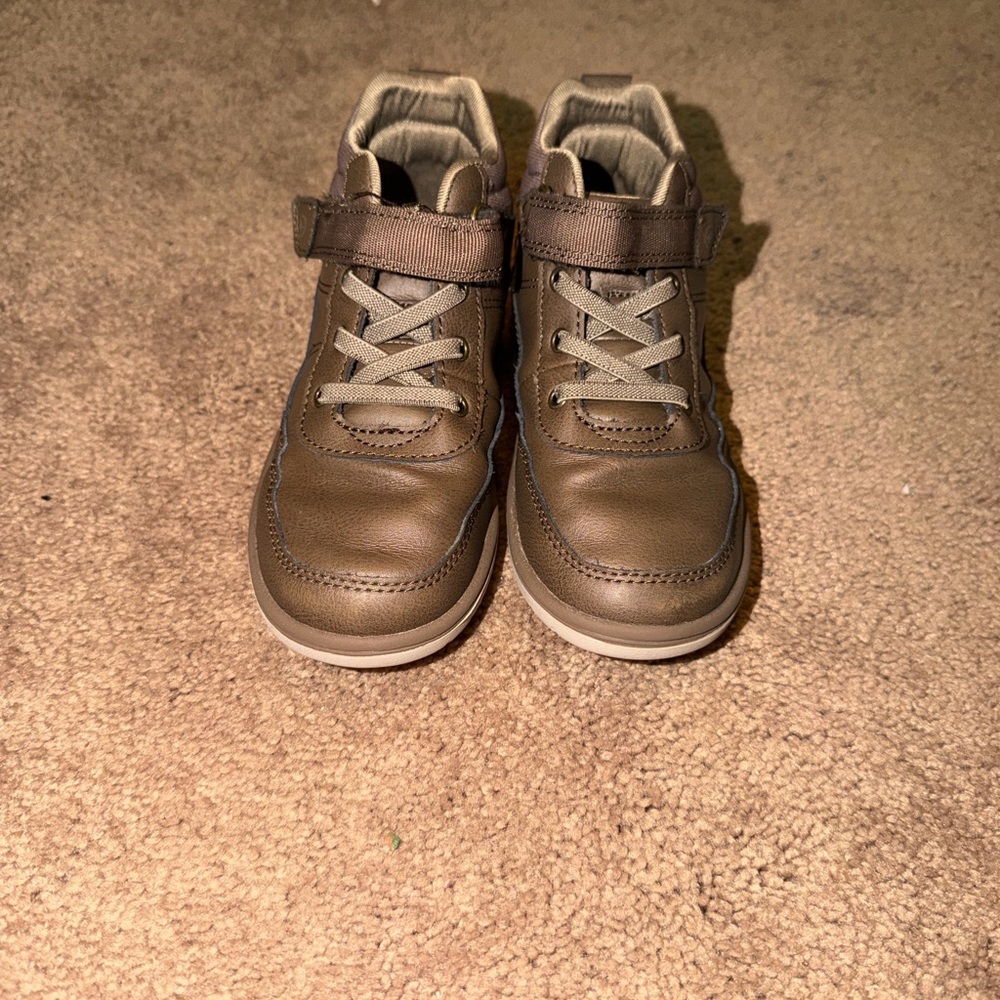 Stride Rite Boys' Brown Leather Velcro Sneaker